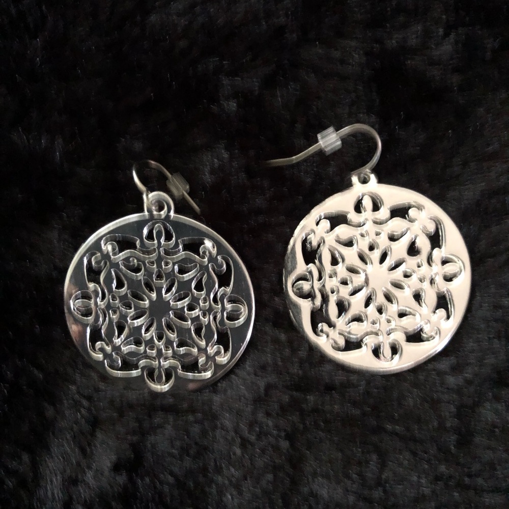 Fashion earrings